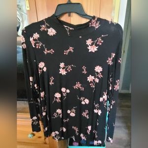 NWT Floral Top Size 2X